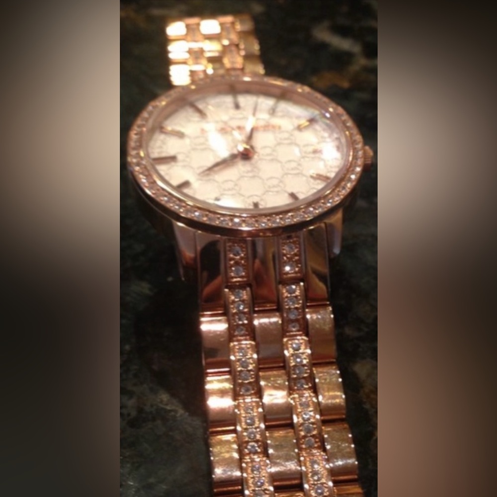 Michael Kors Gold and Silver Women's Watch - RARE! - Picture 6 of 7